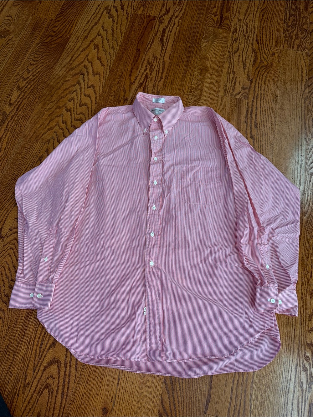 Men's Long-Sleeve Button-Down Shirt in Light Pink